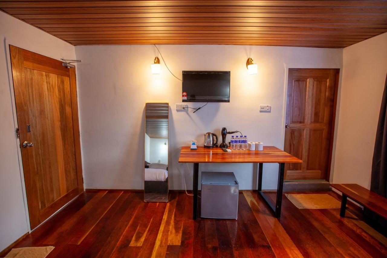 Joe Fisherman Inn Kampung Teluk Nipah Kültér fotó