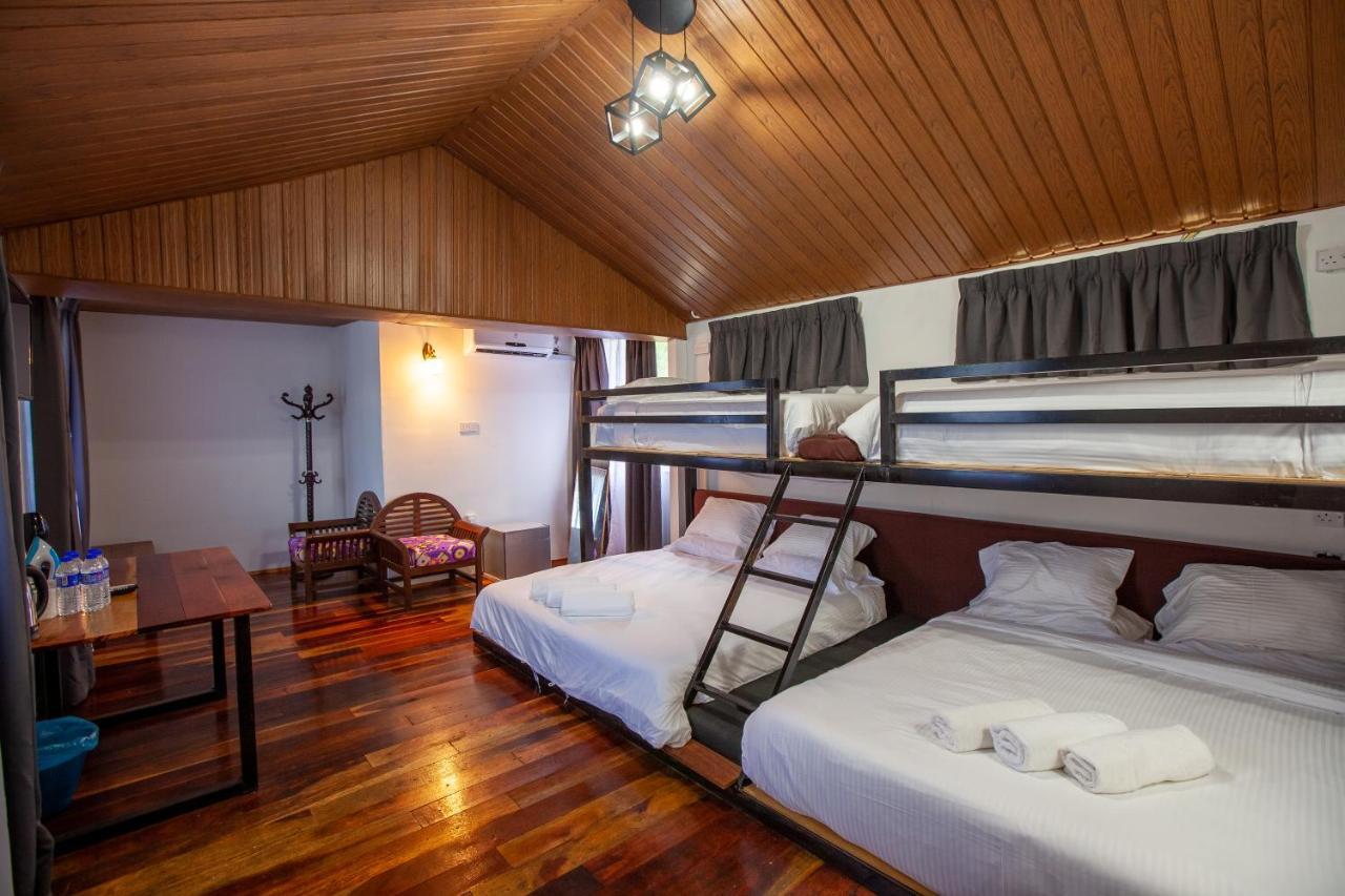 Joe Fisherman Inn Kampung Teluk Nipah Kültér fotó