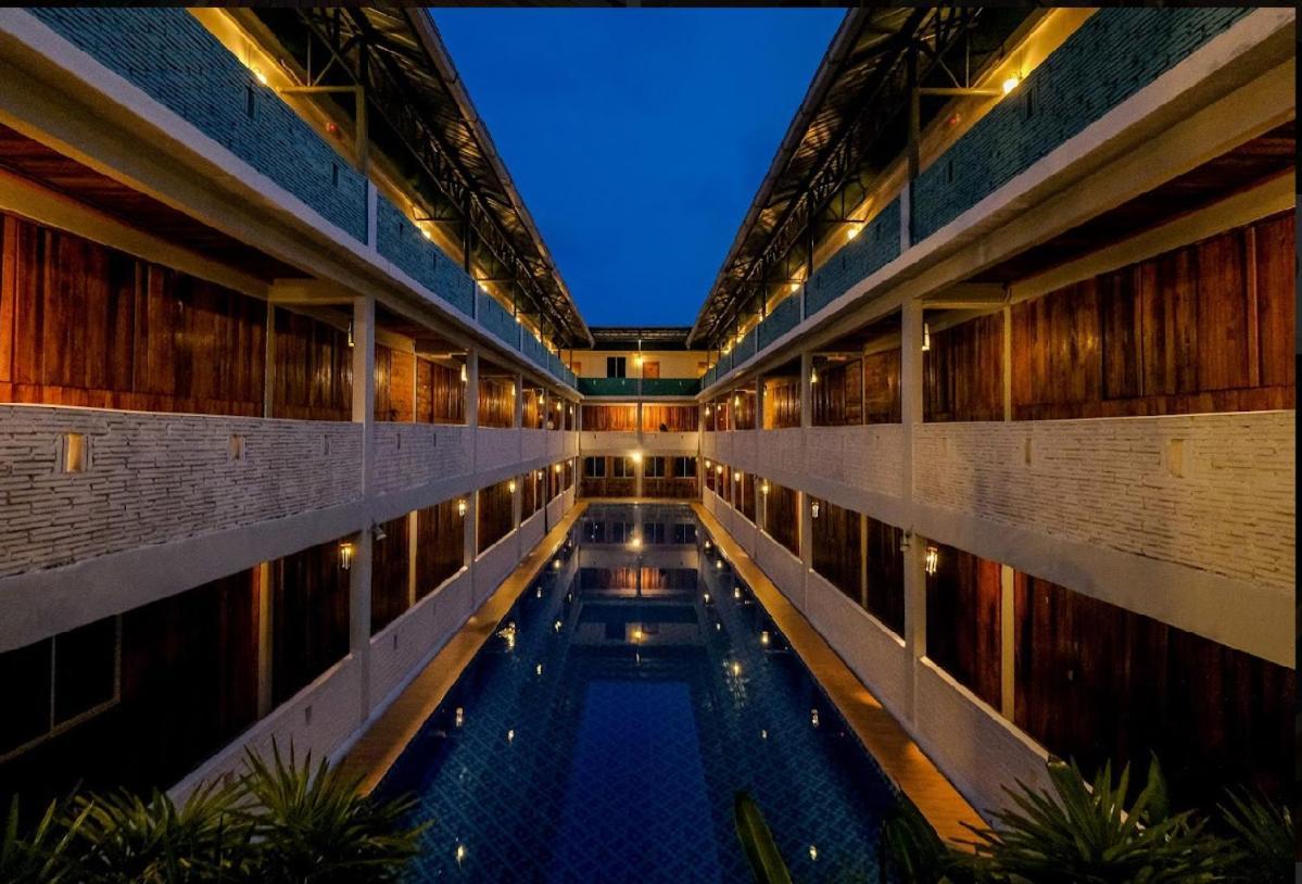 Joe Fisherman Inn Kampung Teluk Nipah Kültér fotó