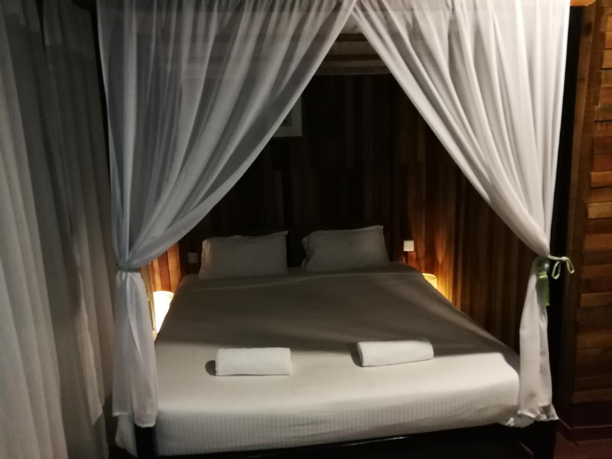 Joe Fisherman Inn Kampung Teluk Nipah Kültér fotó